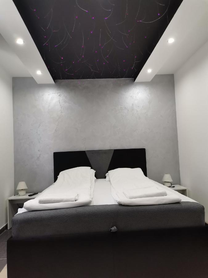 Airport Apartments Belgrado Exterior foto